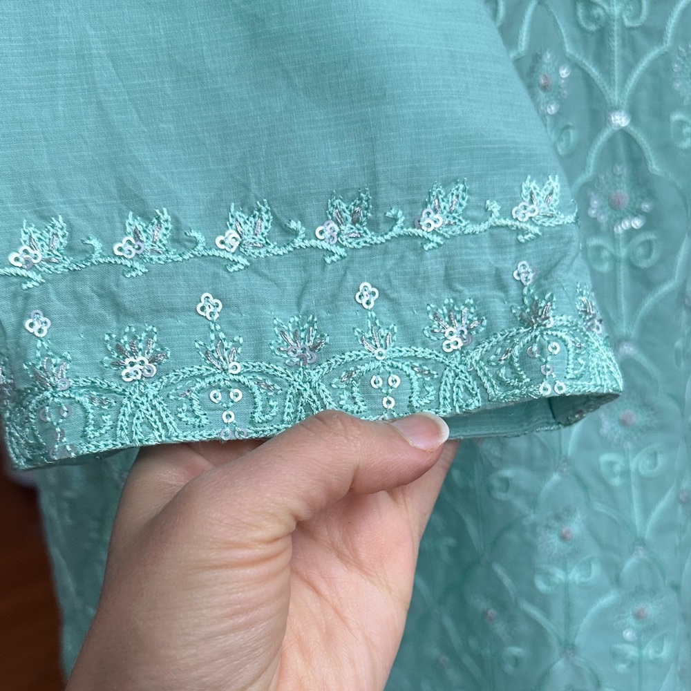 Classic Embroidered Women Kurta in Mint Green - Picture 3 of 10